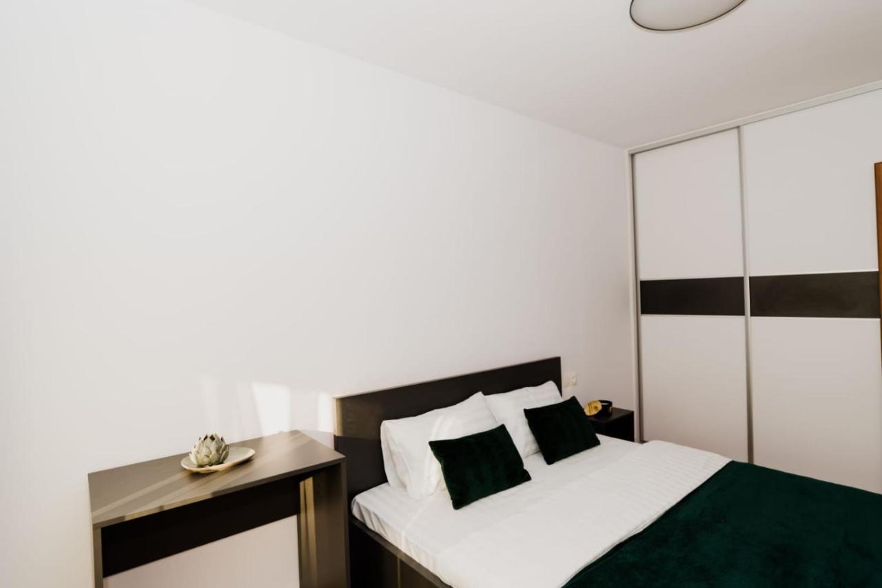 Homeland Apartments Viva クルージュ＝ナポカ エクステリア 写真